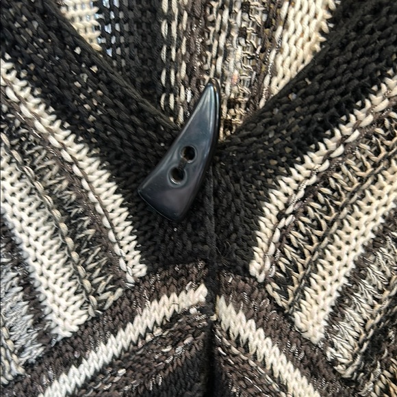 NWOT Coldwater Creek‎ Black and White Striped Cardigan Sweater - Picture 3 of 7